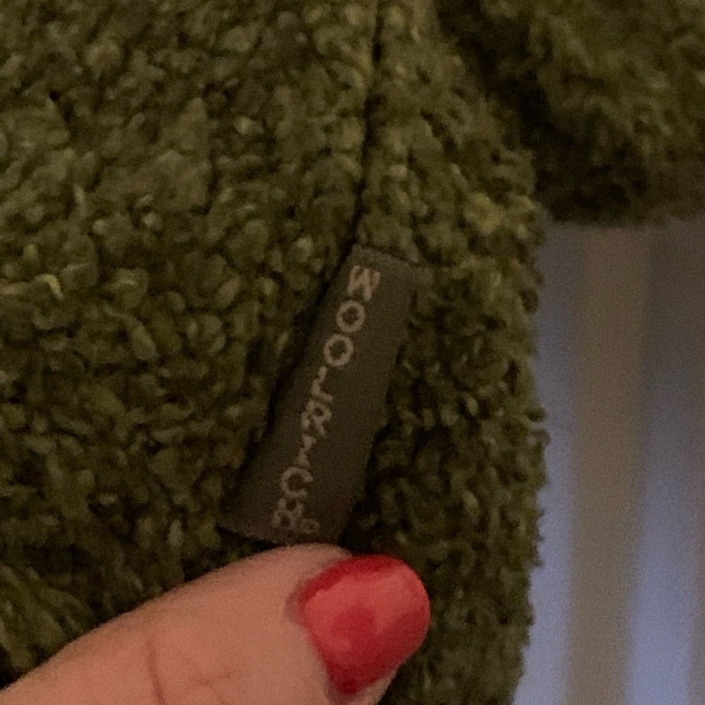 Woolrich Like New Womens Zip Up Vest - Picture 7 of 12